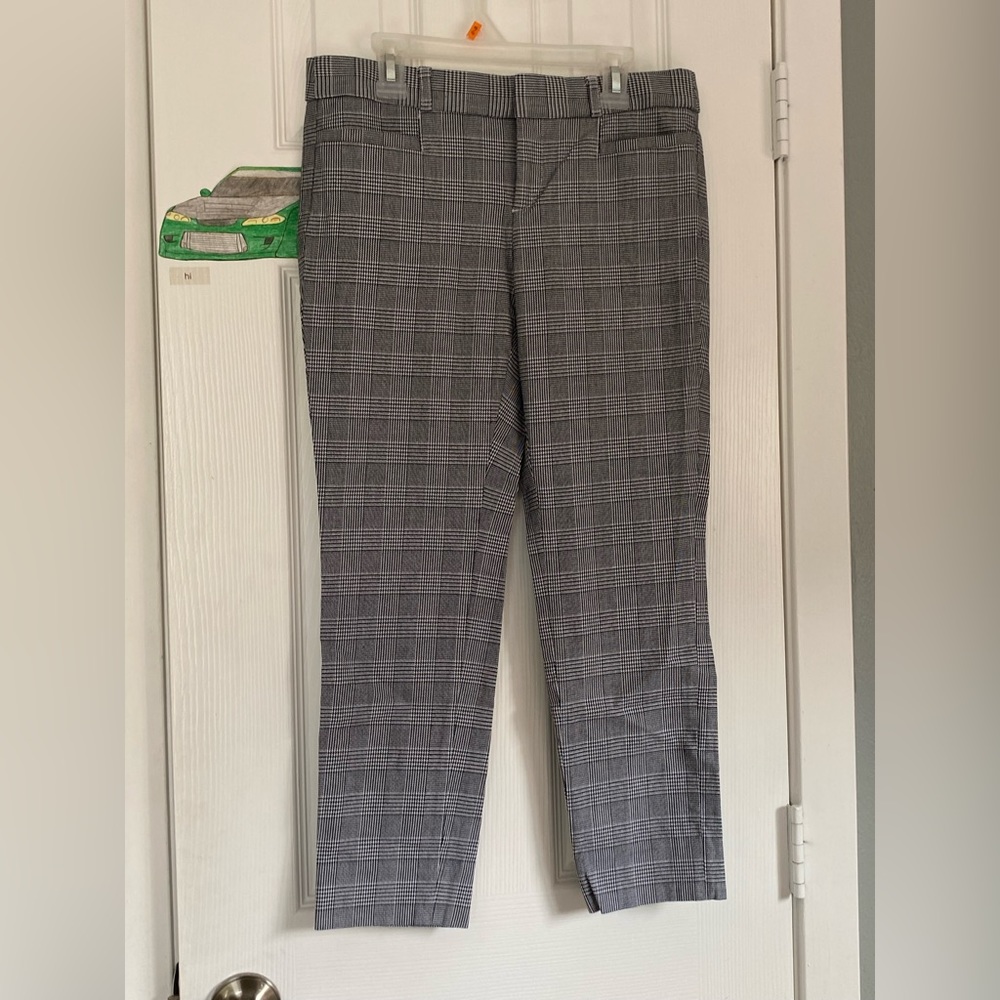 Banana republic size 2P Sloan pants